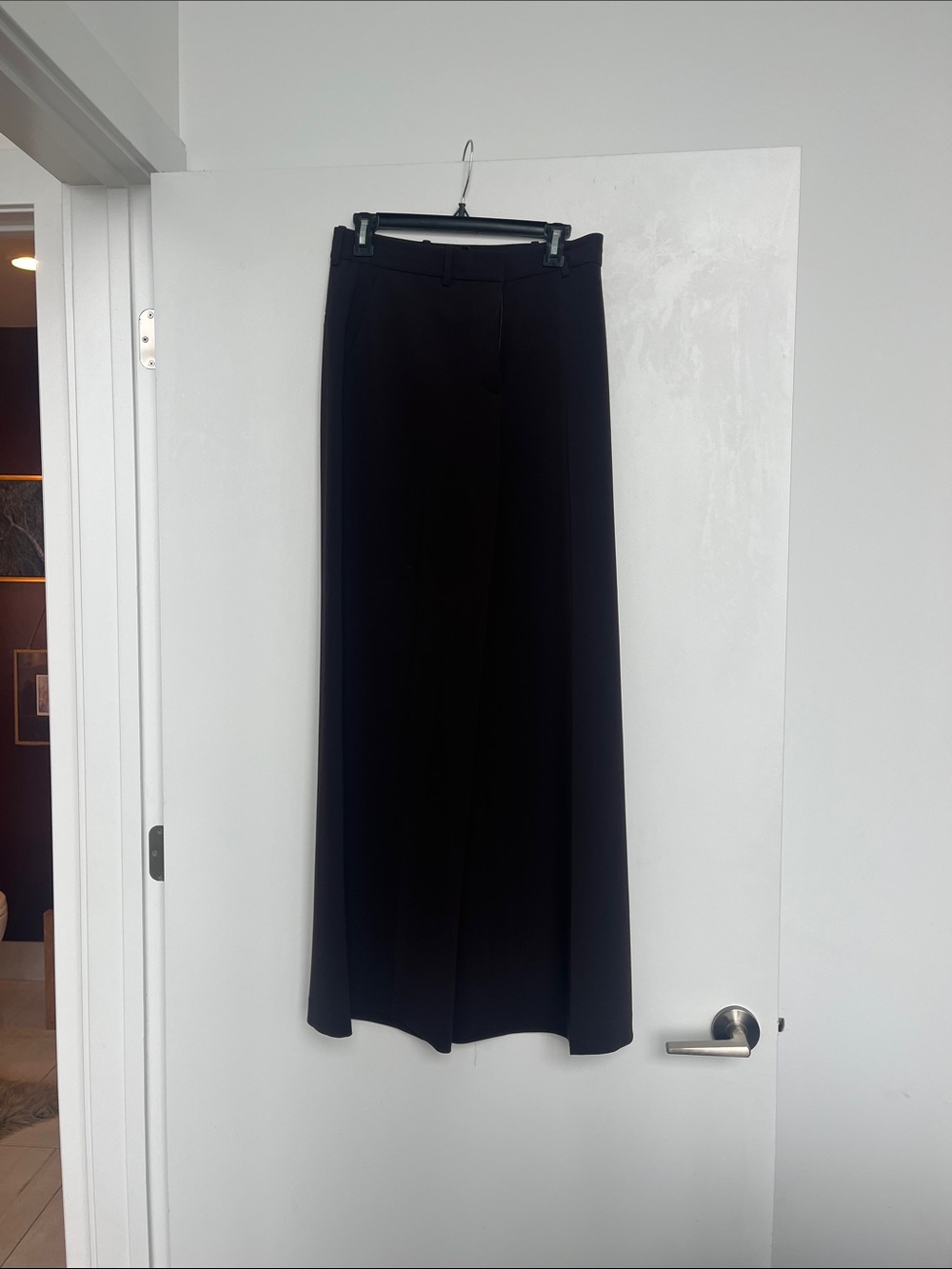 Theory High-Waist Admiral Pant in Mink - Picture 14 of 15